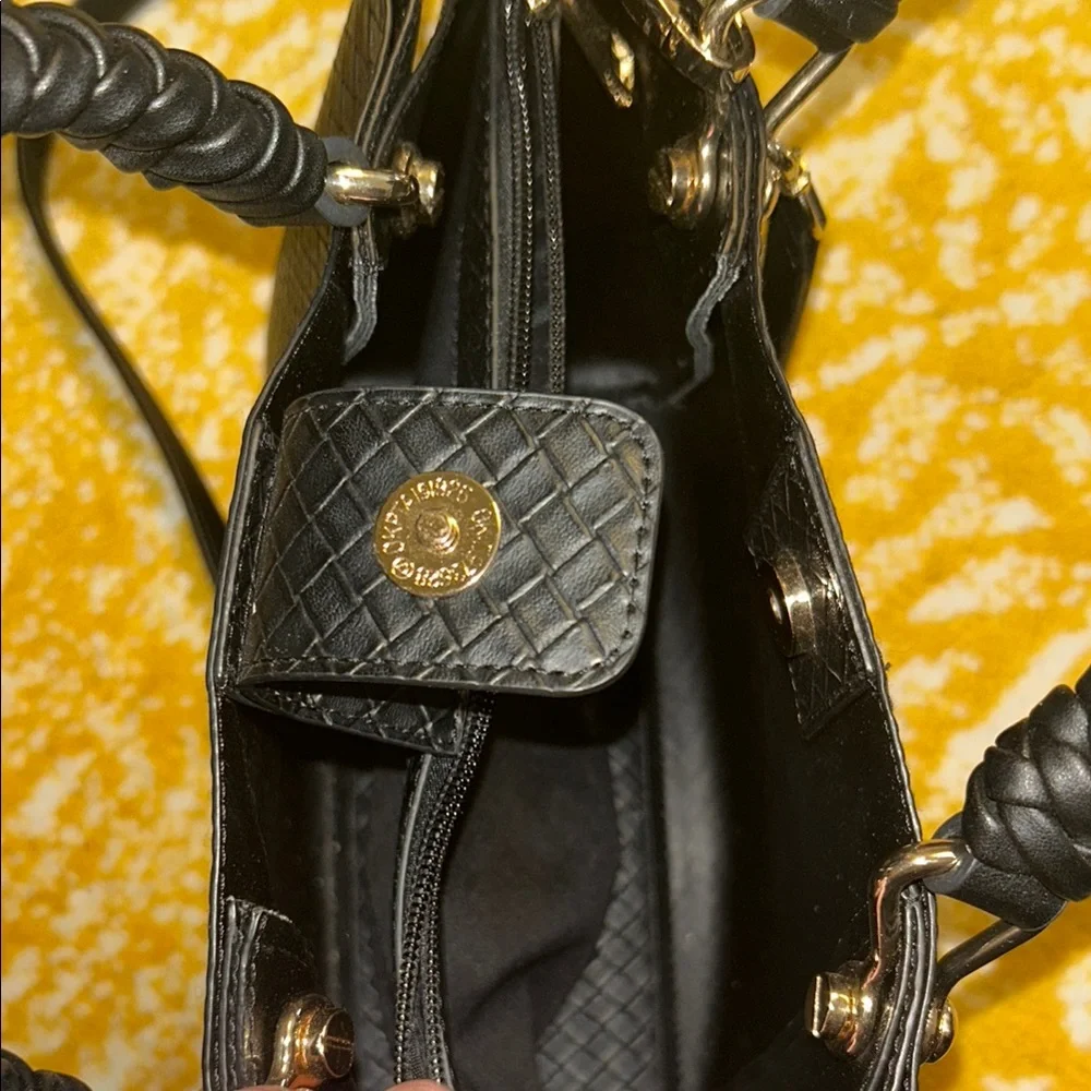 ALDO Black Woven Handbag - Picture 7 of 8